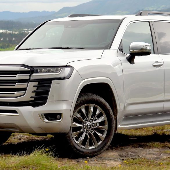 تويوتا لاندكروزر